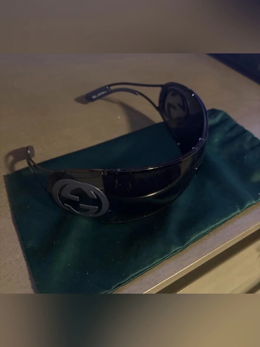 💯 🕶️ Authentic Gucci Black GG Shield Sunglasses 😎 rare